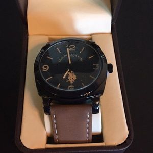 U.S polo ASSN. watch for man ! New